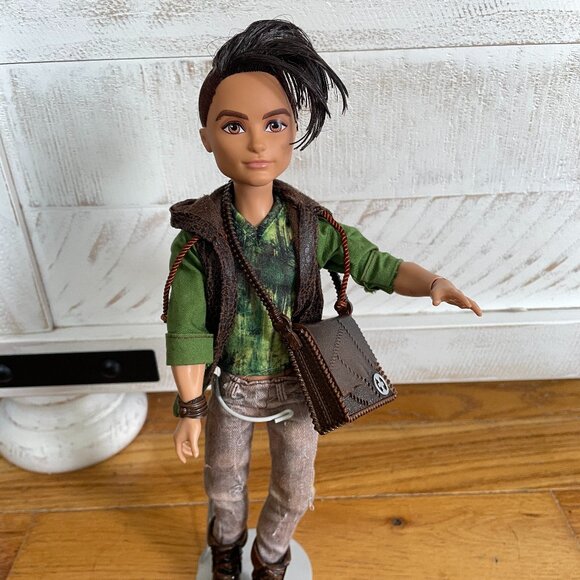 Ever After High Hunter Huntsman Boy Doll Mattel 2013 - Picture 1 of 8